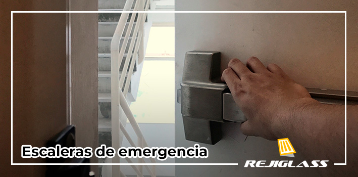 escaleras de emergencia