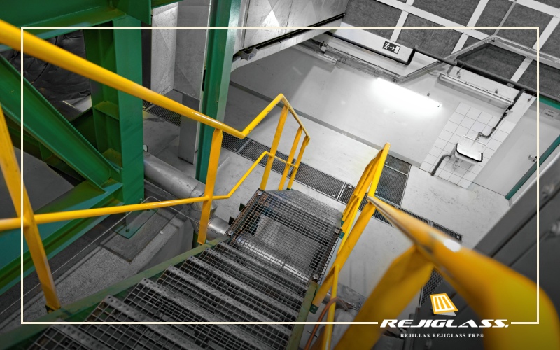 Conoce si es mejor las escaleras de fibra de vidrio o aluminio. Conoce si es mejor las escaleras de fibra de vidrio o aluminio.